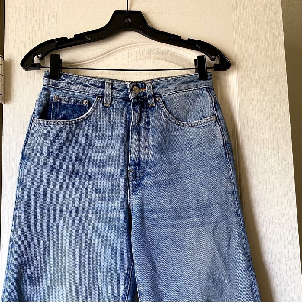 Toteme Flare Fit Denim High Waist Wide Leg Crop Jeans Washed Blue Size 25 EUC - Picture 5 of 9